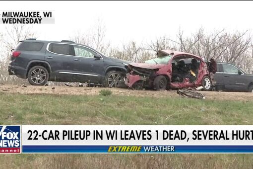 Massive car pileup in Wisconsin leaves 1 dead, several injured amid whiteout snow conditions