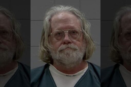 Minnesota man who fled with officer clinging to truck after alleged mask-related assault faces felony charges