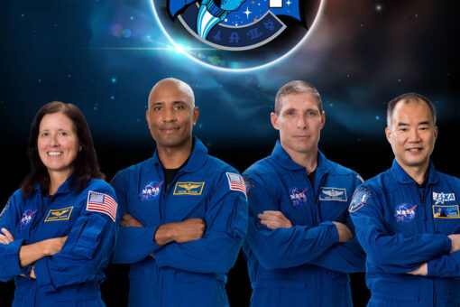 SpaceX Crew-1 splashdown delayed again