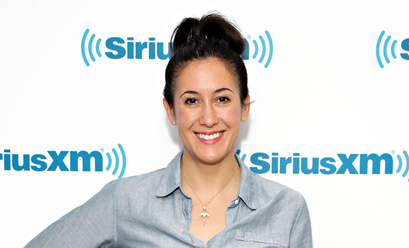 How Stevie Nicks helped Vanessa Carlton deal with ‘A Thousand Miles’ popularity