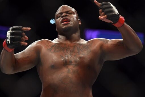 UFC star Derrick Lewis apprehends would-be car thief in Houston