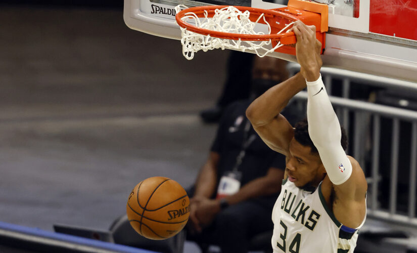 Bucks capitalize on hot start to roll past Heat 132-98