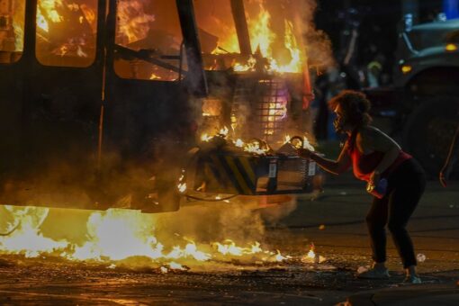 2020 rioting in Kenosha, Wisconsin after police killings hurt Biden, analysis finds