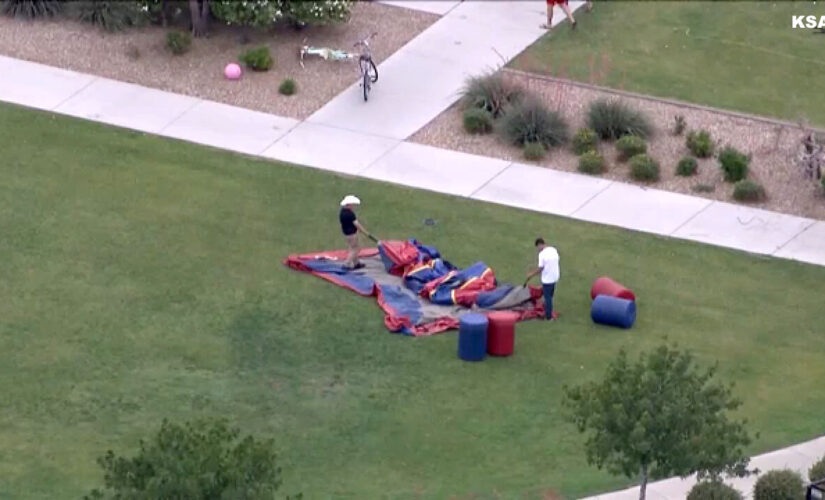 Arizona bounce house goes airborne amid high winds; 4 kids hospitalized: report