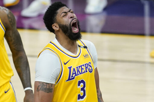 Davis, Lakers bounce back to beat Suns 109-102 in Game 2