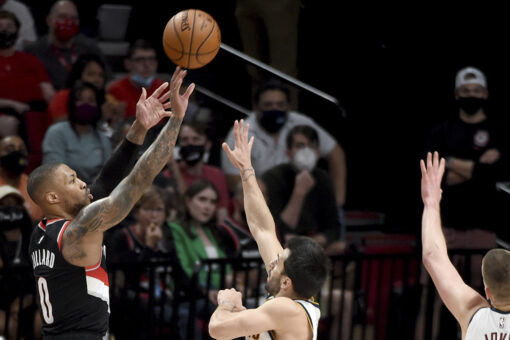 Trail Blazers beat Nuggets 115-95 in Game 4 to tie series