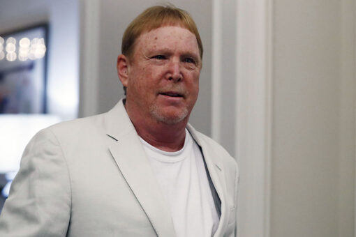 Raiders’ Mark Davis supports Athletics’ relocation, says Oakland is ‘not capable of putting a deal together’