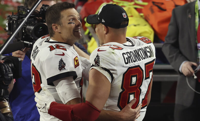 Tom Brady’s journey to eighth Super Bowl title starts with Cowboys