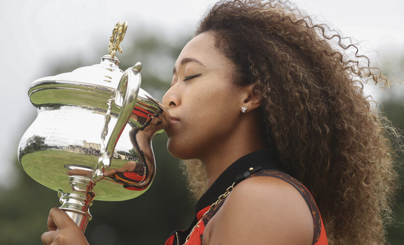 Patrick McEnroe, Billie Jean King weigh in on Naomi Osaka’s decision to withdraw from French Open