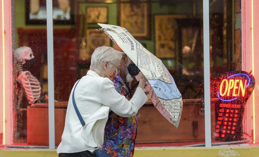 Dangerous flash flooding drenches New Orleans