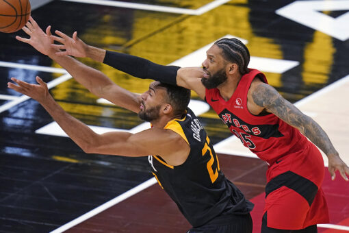 Bogdanovic scores 34 as Jazz rally to beat Raptors 106-102