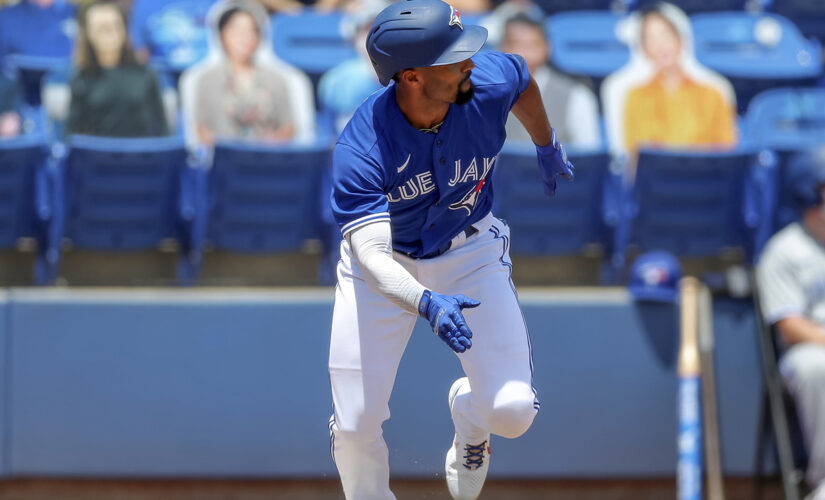 Semien HR, Blue Jays sweep Braves 7-2; Springer exits early