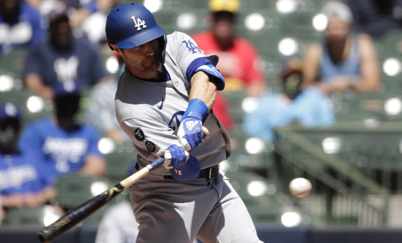 Pollock 8 RBIs, Beaty 7 RBIs, each slam as Dodgers bop Brews