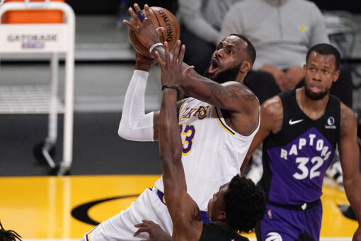 Lakers’ James out at least 1 more game due to sprained ankle