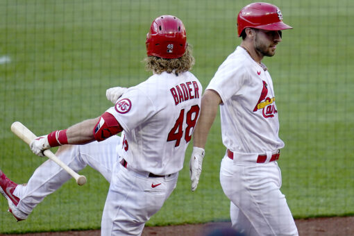 DeJong, Goldschmidt lead Cards over Mets 4-1 in opener