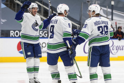 Canucks stop 6-game skid with 6-3 victory over Oilers