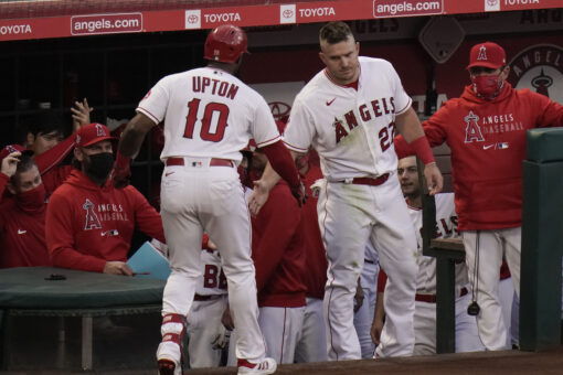 Angels snap 5-game skid, blast Dodgers 9-2 in Freeway Series