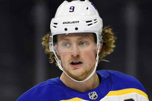 Eichel refers to `disconnect’ with Sabres on treating injury