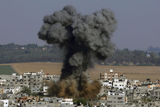 Hamas lobs hundreds of rockets in 24 hours, Israel responds by attacking targets in Gaza