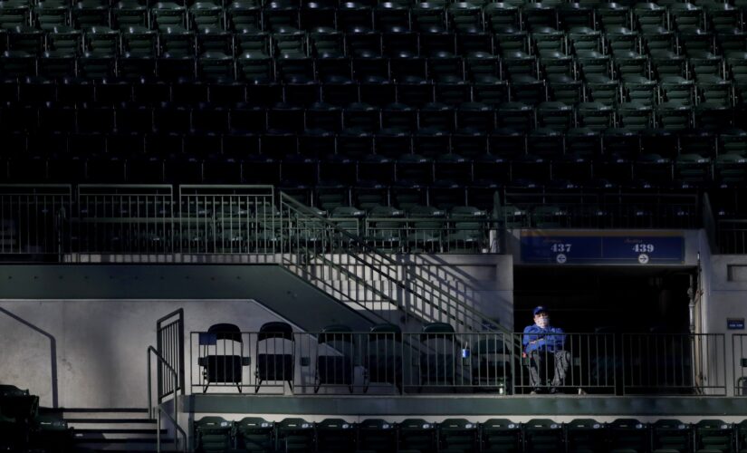 Wisconsin bill would require national anthem before sporting events: ‘We are still one country’