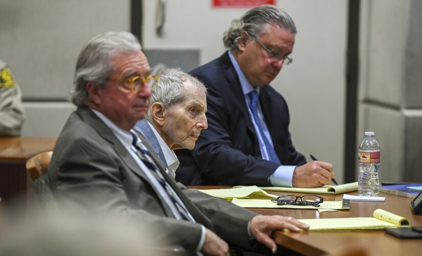 Robert Durst murder trial: Juror removed from panel for reading news