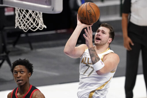 Mavericks beat Raptors to clinch top-6 spot, avoid play-in