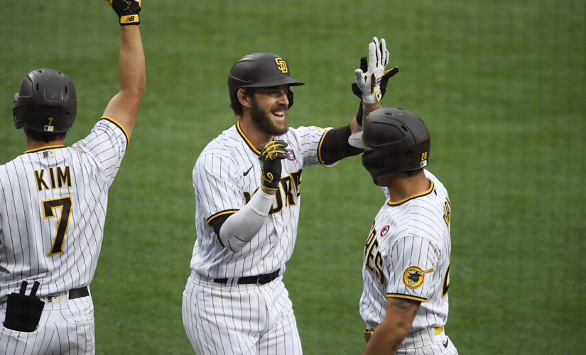 Nola drives in six runs, Padres embarrass Cardinals 13-3