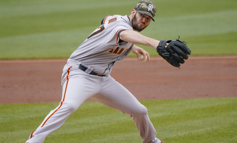 Wood improves to 5-0, Yastrzemski HR as Giants beat Pirates