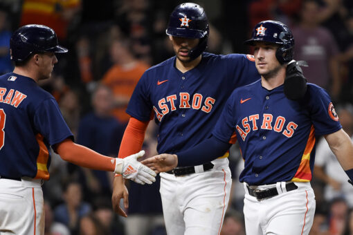Four-run eighth sends Astros past Rangers, 6-2