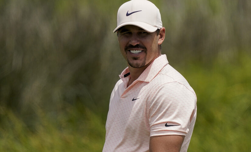 Knee still hurting, Koepka can walk but not run at PGA