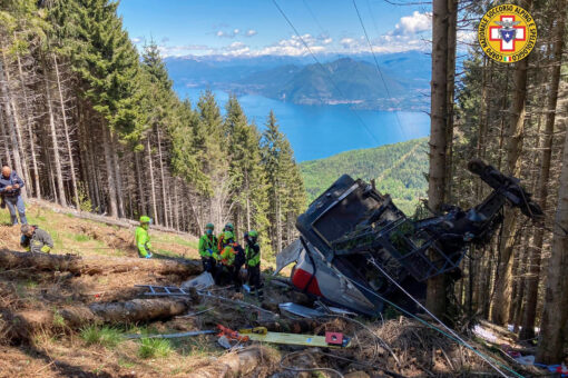 3 arrested in Italy cable car crash; clamp deactivated brake