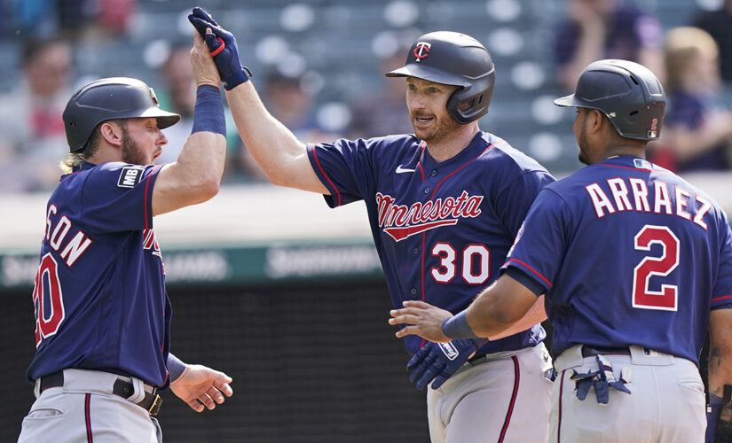 Garlick’s 3-run homer in 10th lifts Twins past Indians