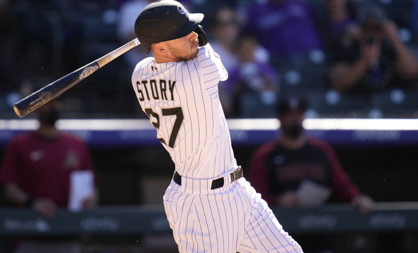 Story hits walk-off HR in 9th, Rockies beat slumping Dbacks