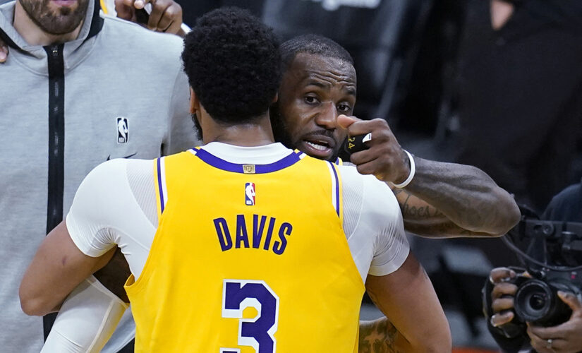 A year after Finals, Lakers and Heat set to play before fans