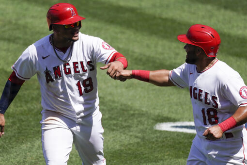 Ward’s 3-run homer, 5 RBIs lead Angels over Rangers 9-8
