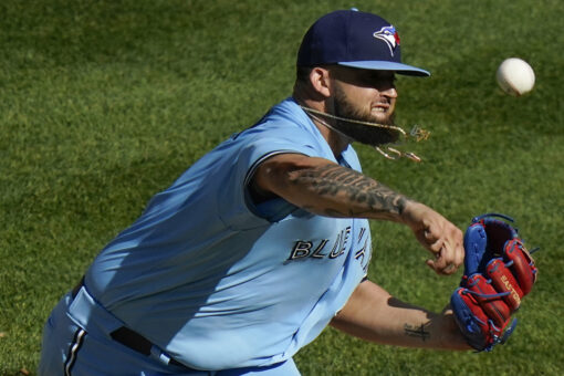 Manoah overwhelms Yankees in debut, a 2-0 Blue Jays’ win