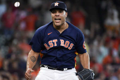 Greinke throws 8 solid innings, Astros beat Padres 7-4