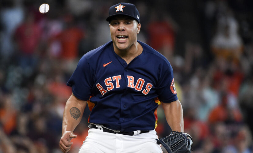 Greinke throws 8 solid innings, Astros beat Padres 7-4