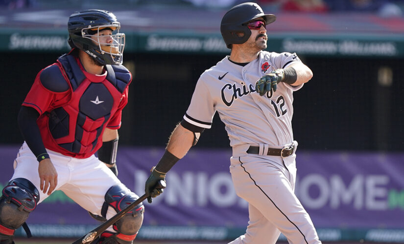 Eaton’s HR in 8th sends Chisox past Indians 8-6 in DH opener