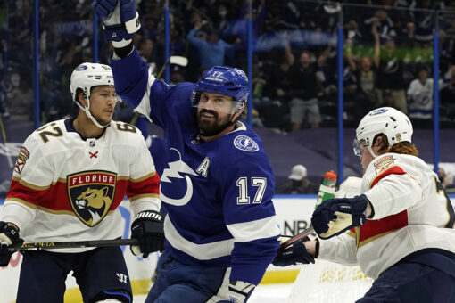 Killorn, Kucherov pace Lightning’s 6-2 rout of Panthers