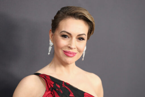 Alyssa Milano discusses long-haul coronavirus symptoms in PSA about vaccinations