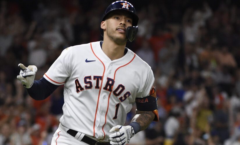 Astros slug 3 homers to end skid with 5-2 win over Dodgers