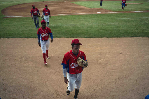 Cuban baseball player defects after arriving in Florida