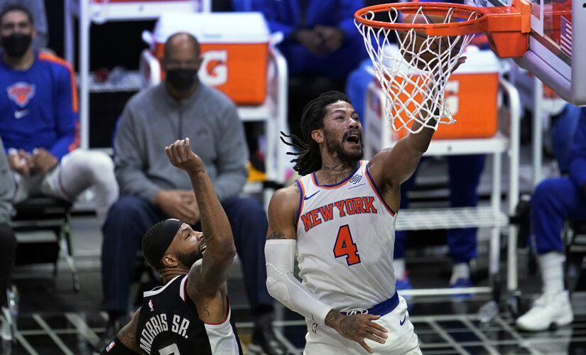 Knicks beat Clippers 106-100 behind Rose and Bullock