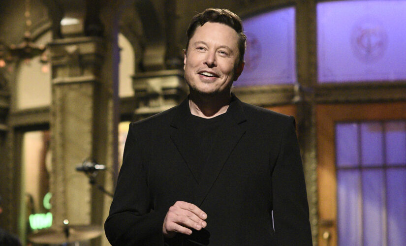 Will ‘SNL’ continue to book guest hosts like Elon Musk? Production expert weighs in
