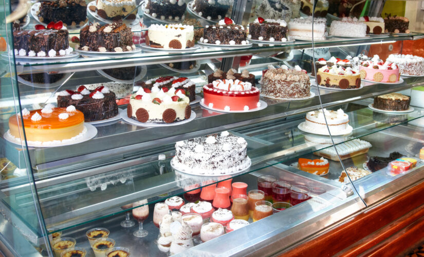 Indiana woman pays for stranger’s cake to honor her late son’s birthday