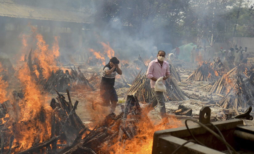 Indian government faces coronavirus lockdown calls, contempt charges