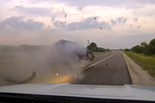 Illinois State Trooper’s vehicle hit by alleged drunk driver after traffic stop, video shows