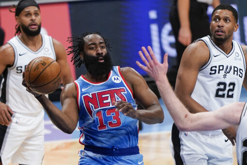 Harden returns to score 18 points, Nets beat Spurs 128-116