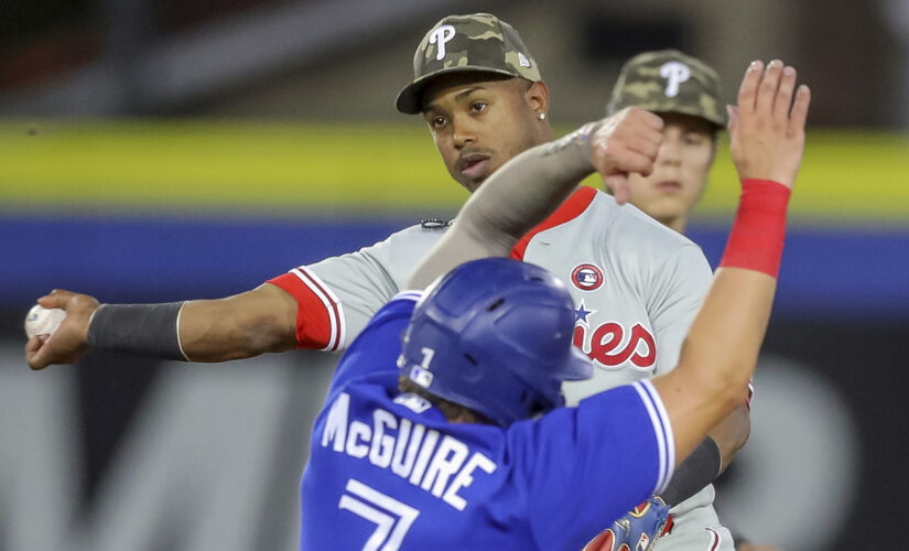 Phillies’ Joe Girardi, Jean Segura have dugout spat, manager downplays it as ‘bench conversation’